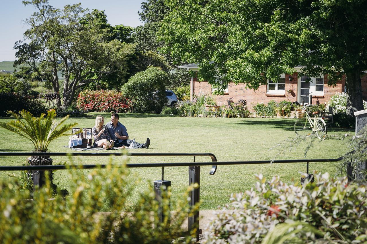 Lavalla Estate Tuakau Exterior foto